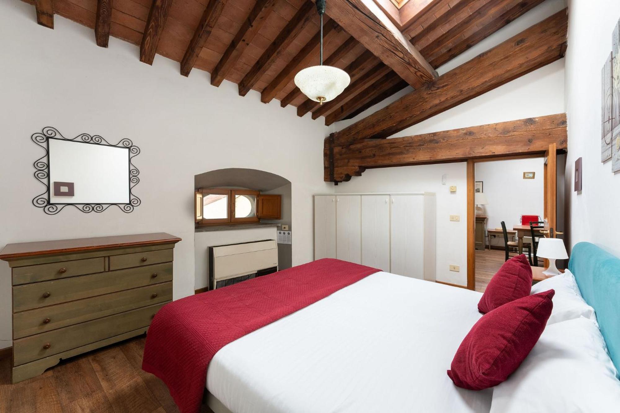 Apartments Close To Duomo Φλωρεντία Δωμάτιο φωτογραφία