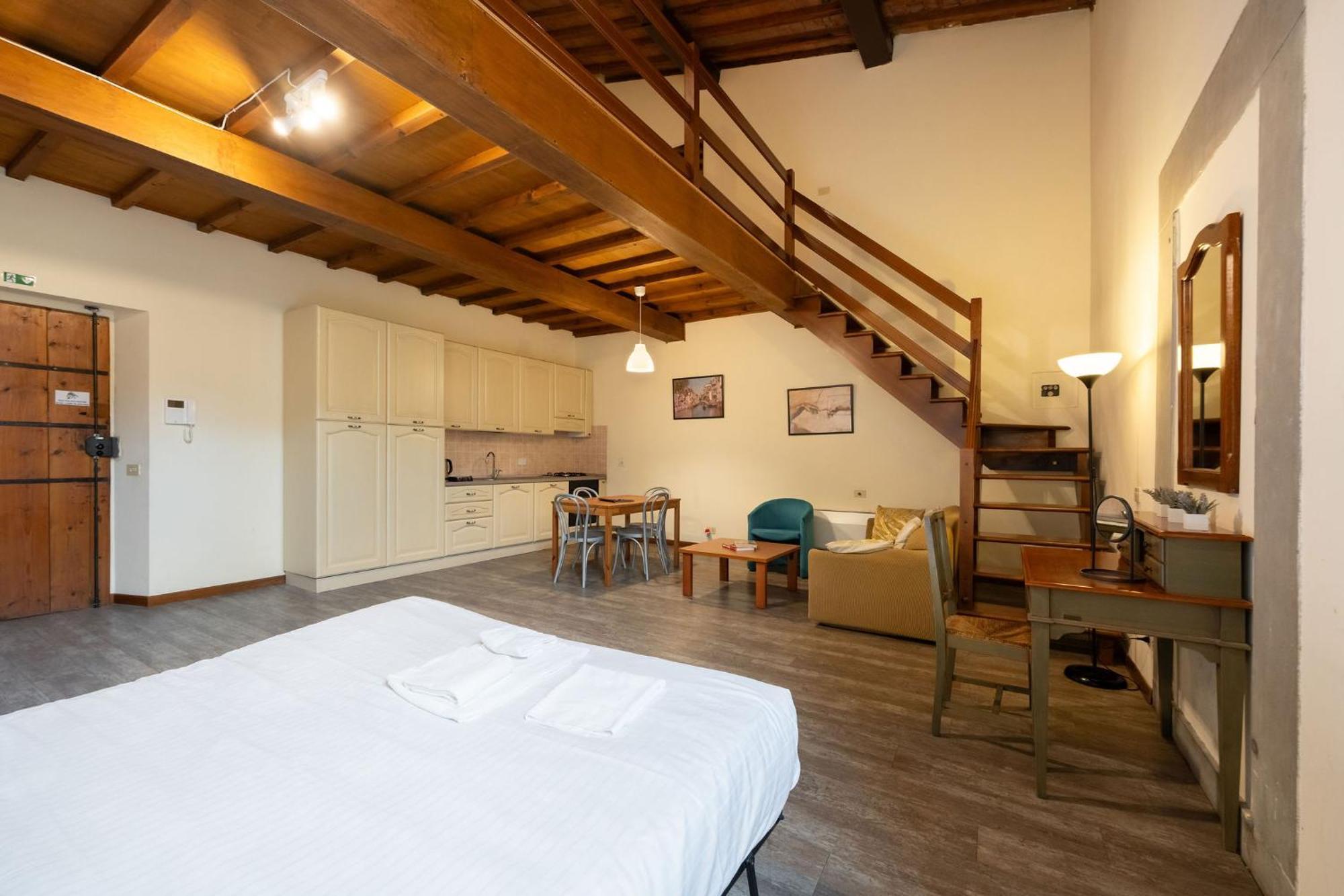 Apartments Close To Duomo Φλωρεντία Δωμάτιο φωτογραφία