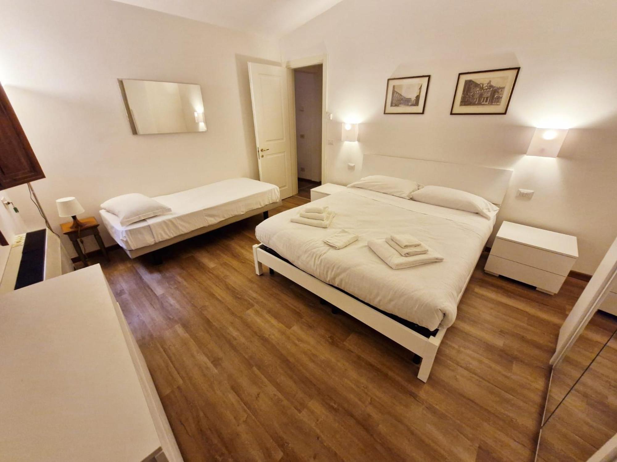 Apartments Close To Duomo Φλωρεντία Δωμάτιο φωτογραφία